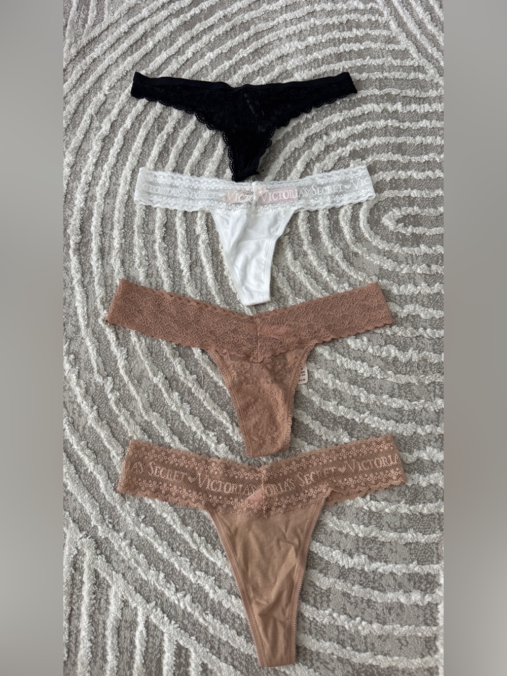 Victoria’s Secret thong bundle
